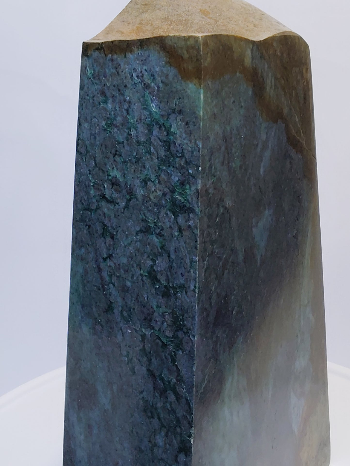 The Living Keystone — Obay Stone Sculpture (4300g, NZ Origin)